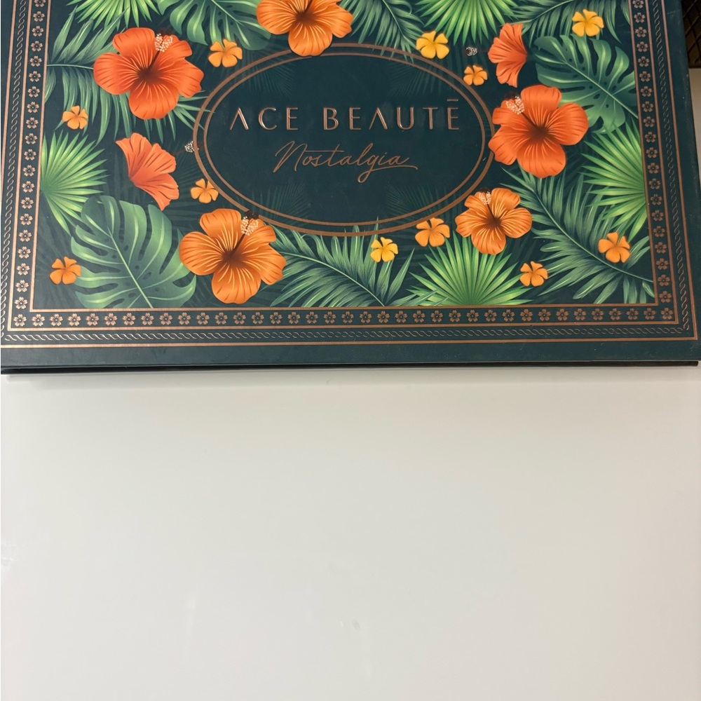 Ace Beaute Nostalgia Eye Shadow Palette 15 Shades 24g